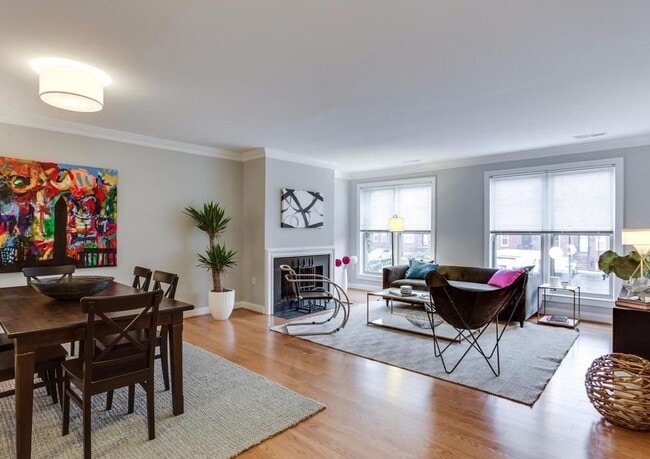 Living Room/Dining Room - 1400 East Capitol St NE