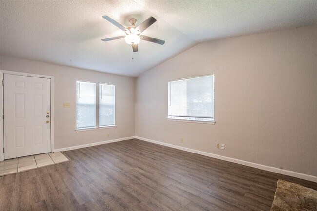 Foto del edificio - 2305 W Mesa Park Dr