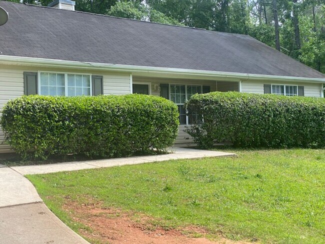 Foto del edificio - Ranch Style home in Locust Grove
