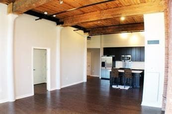 Main espacio de la sala de estar - 1245 Adams St