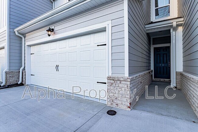 Building Photo - 38 Centimeters Dr