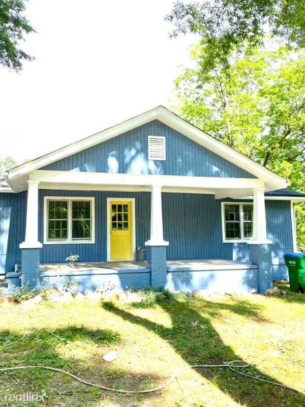 Primary Photo - 3 br, 1 bath House - 6093 Mulberry St Ext