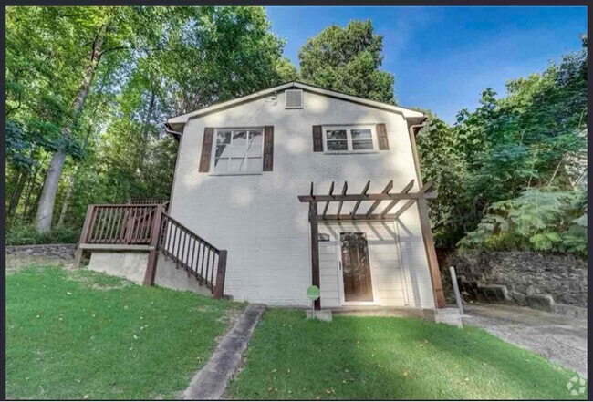 Building Photo - 271 Childs Dr NW