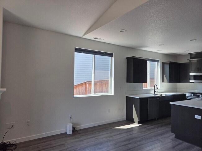 Dinning Area - 5450 NW Stardown Dr