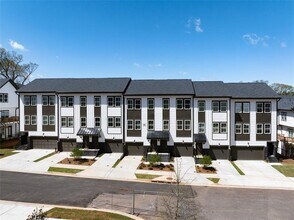 Building Photo - 3960 Redan Rd