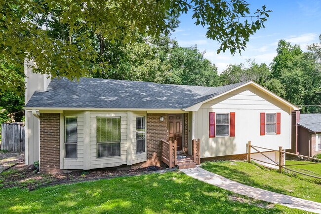 Building Photo - 1121 Sunscape Cir