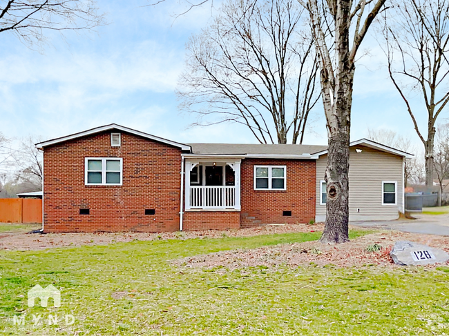 Building Photo - 128 Manor Cir