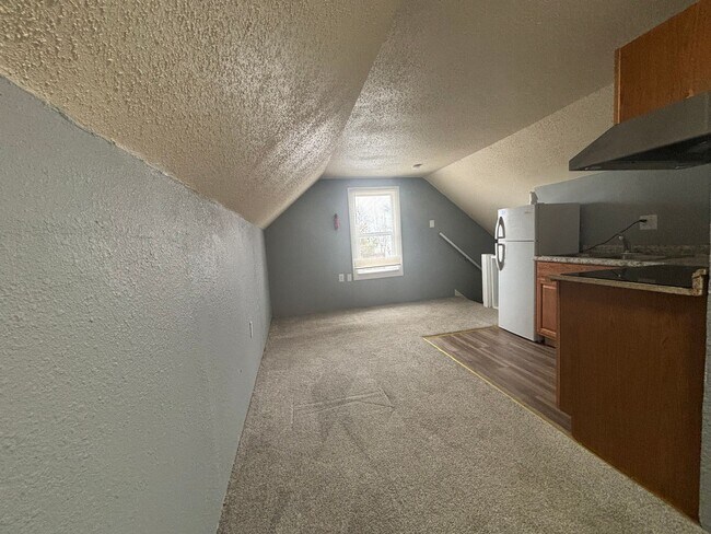 Building Photo - ParkHeights8827