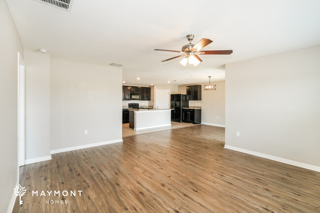 Foto del edificio - 4 Bedroom Updated Tampa Home