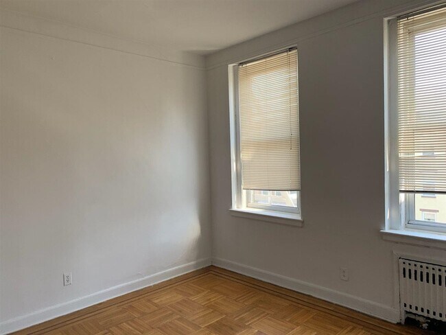 Foto del edificio - 410 Washington St