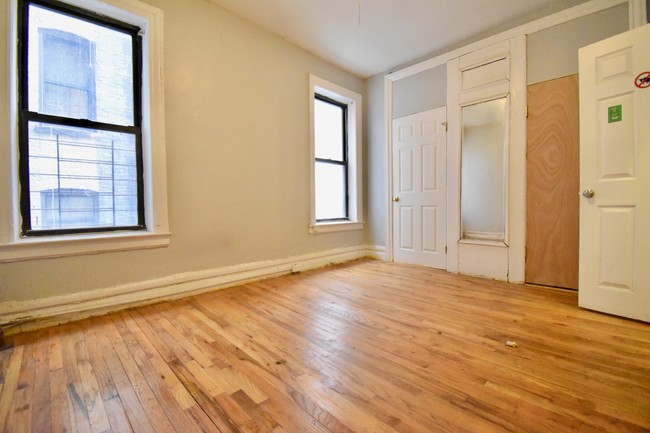 Building Photo - 520 W 139th St