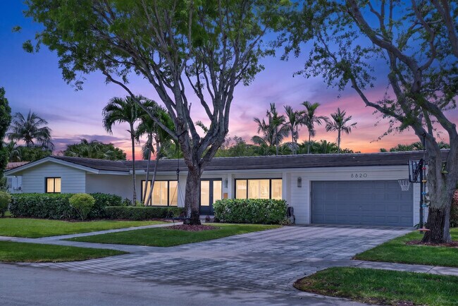 Foto del edificio - 8820 SW 85th Terrace