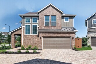 Building Photo - 24011 Breezy Bank Trl