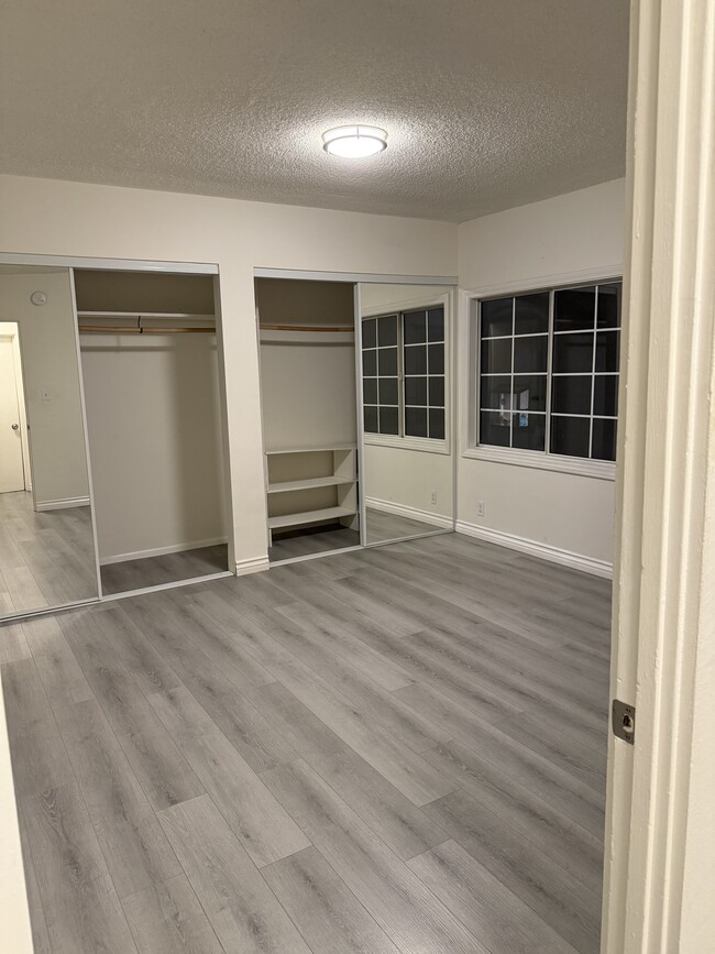 Foto del edificio - 2028 N Commonwealth Ave