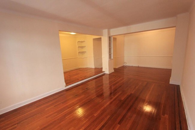 Foto del edificio - 9934 67th Rd