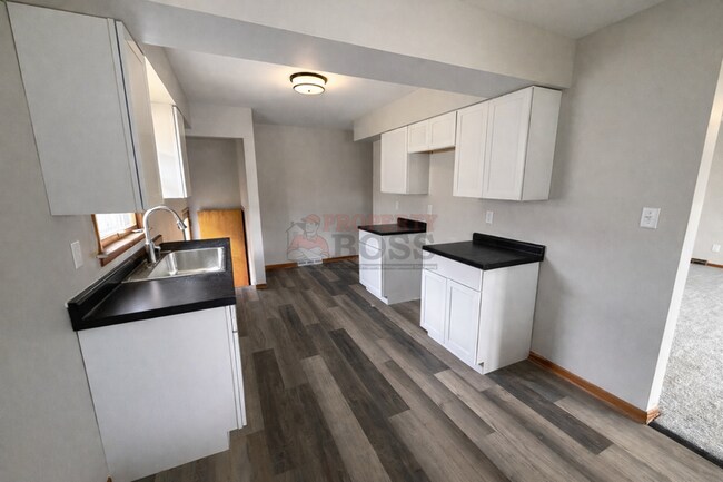 Foto del edificio - 4408 Elm Ave