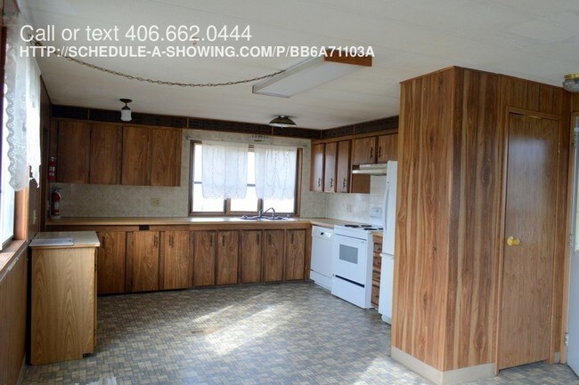 Building Photo - 409 Quast Ln