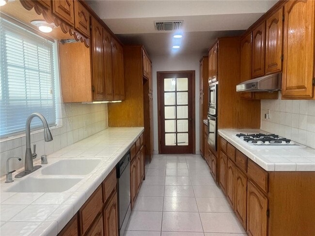 Foto del edificio - 2058 Wheeler Dr