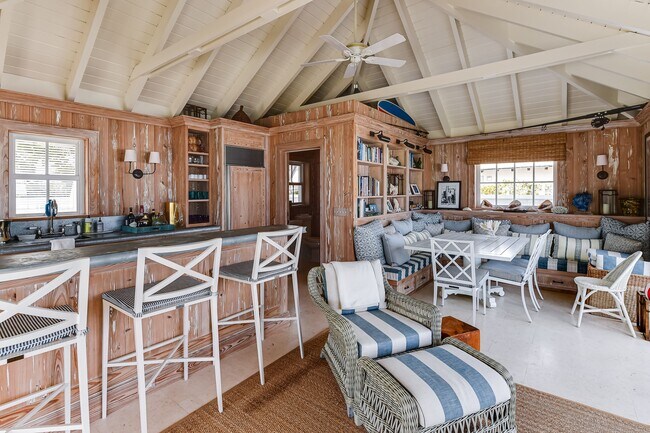 Foto del edificio - 1270 N Ocean Blvd