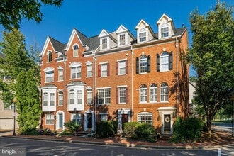 Building Photo - 166 Comay Terrace