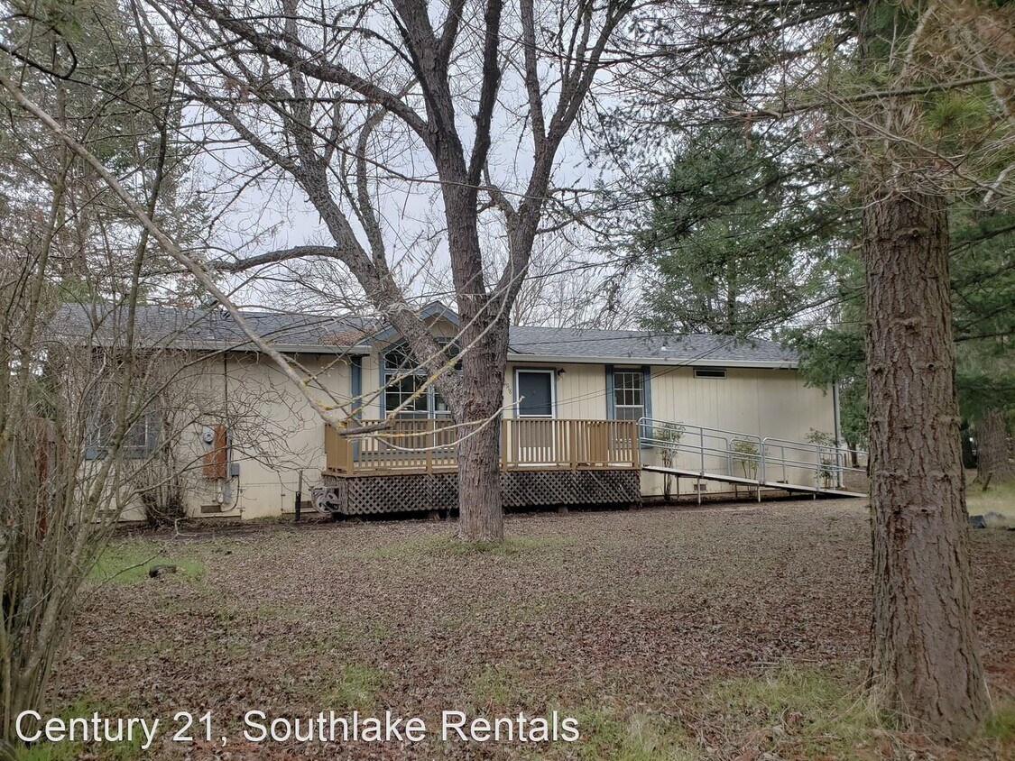 Foto principal - 11918 Old Spruce Grove Rd