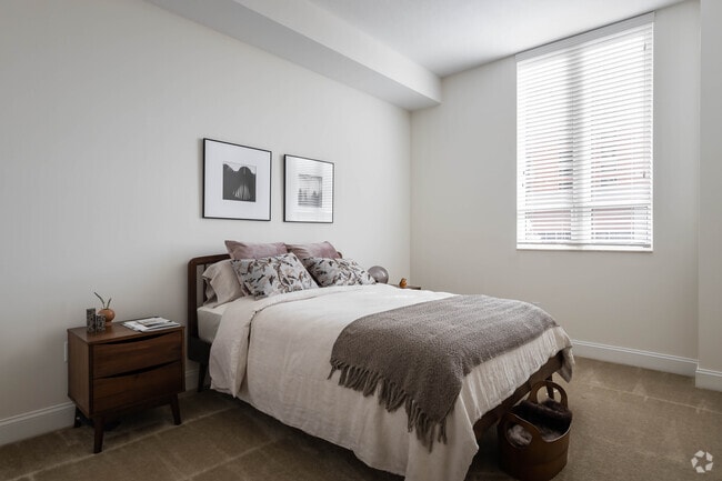 Interior Photo - The Towers of Dadeland