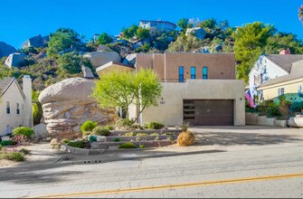 Building Photo - 28548 Meadow Glen Way W