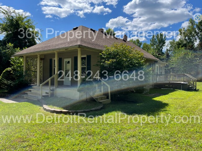 Foto del edificio - 2 bedroom 1 bathroom gem in Harrison Township Michigan! Accepts Pets!