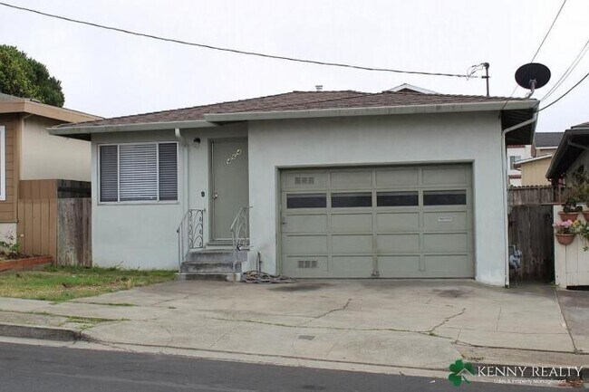Building Photo - 3 bedroom in Colma CA 94014