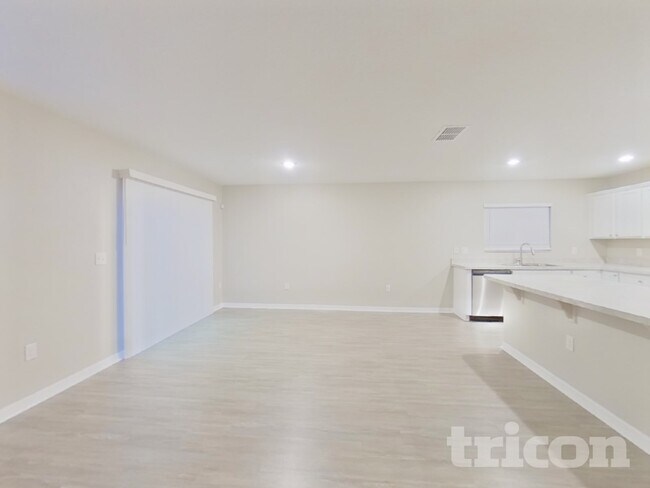 Foto del edificio - 1725 Garden View St