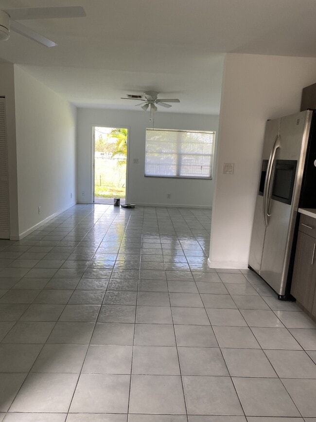 Foto del edificio - 3435 SW 62nd Way