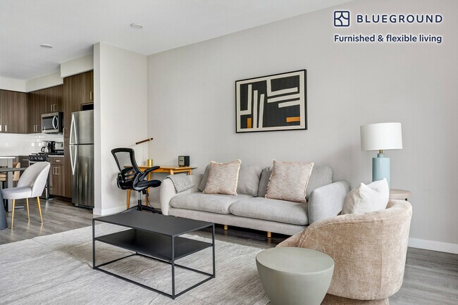 Foto del edificio - 3560 Rambla Pl