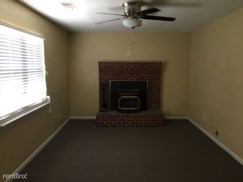 Foto del edificio - 3 br, 2 bath House - 3104Bruno