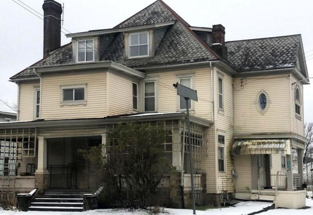Foto del edificio - 443-445 W Cunningham St