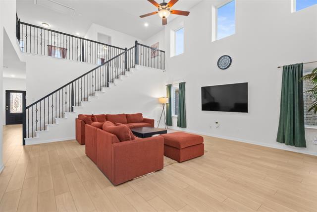 Building Photo - 7609 Poplar Dr