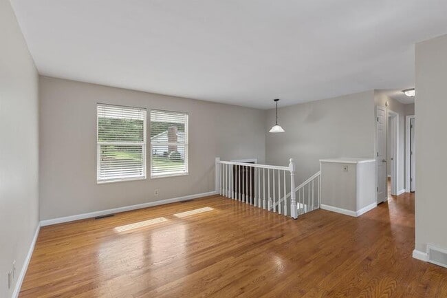 Foto del edificio - 1035 Woodland Trails Dr