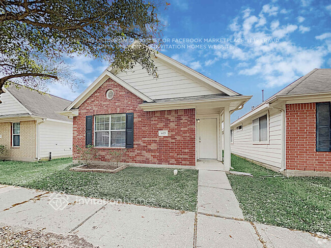 Building Photo - 6425 Mountain Pines Ln
