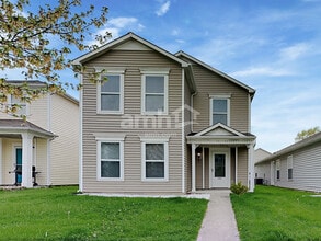 Building Photo - 10243 Cumberland Pointe Blvd