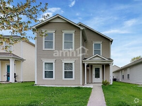 Building Photo - 10243 Cumberland Pointe Blvd