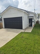 Building Photo - 4512 Mallow St