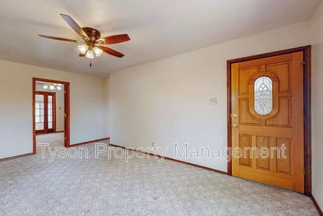 Foto del edificio - 2102 Anthony Pl SW