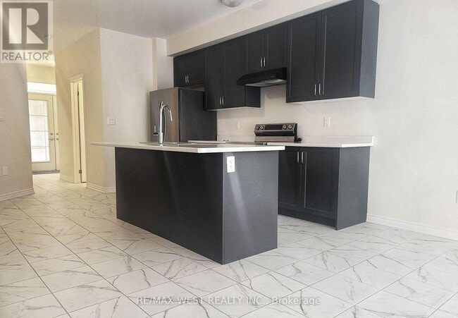 Photo du bâtiment - 19 Buttercream Ave