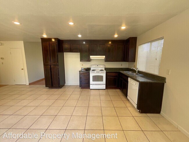 Foto del edificio - 4 br, 2 bath House - 34060 MacMillan Way