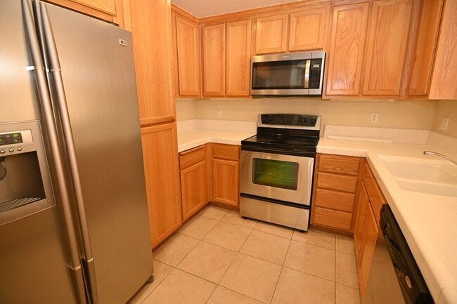 Building Photo - 1390 Saddle Rack St