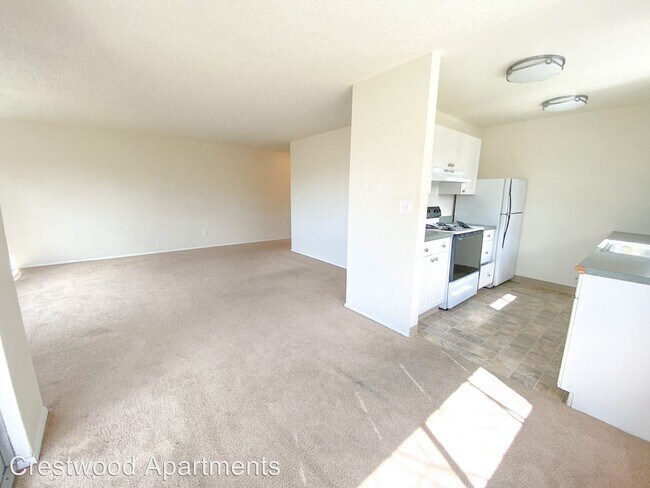 Foto del edificio - 3626 Fremont Ln N
