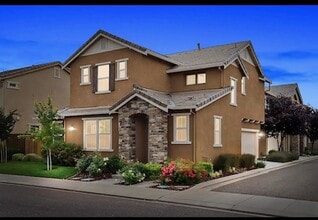 Building Photo - 2249 Novi Dr