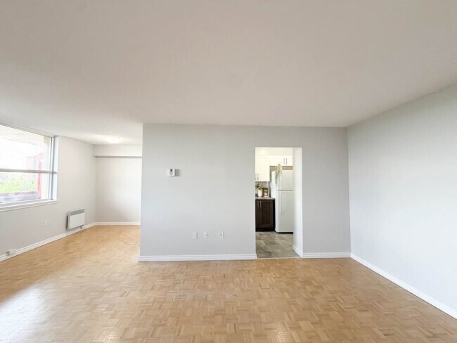 Photo du bâtiment - 901 Lasalle Blvd