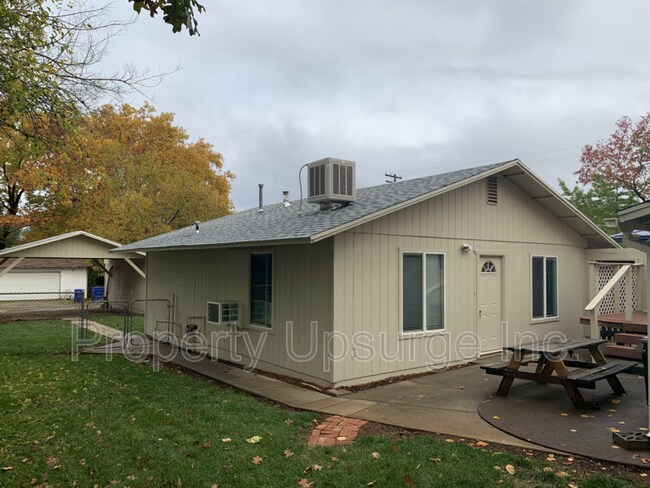 Foto del edificio - 685 Mary St