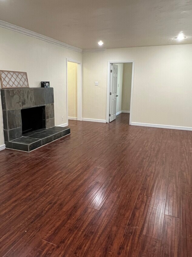 9616 Tangelo Ave, Fontana, CA 92335 House for Rent in Fontana, CA