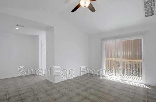 Building Photo - 6903 Deatonhill Dr